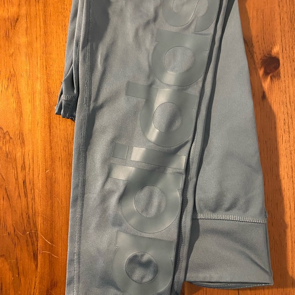 ADIDAS Leggings - Picture 2 of 3